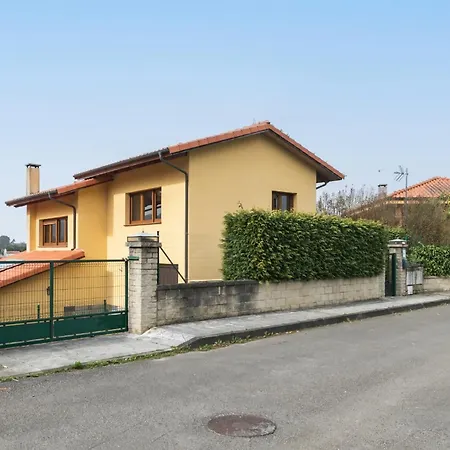 Sonrisa De Llanes شاليه Pancar